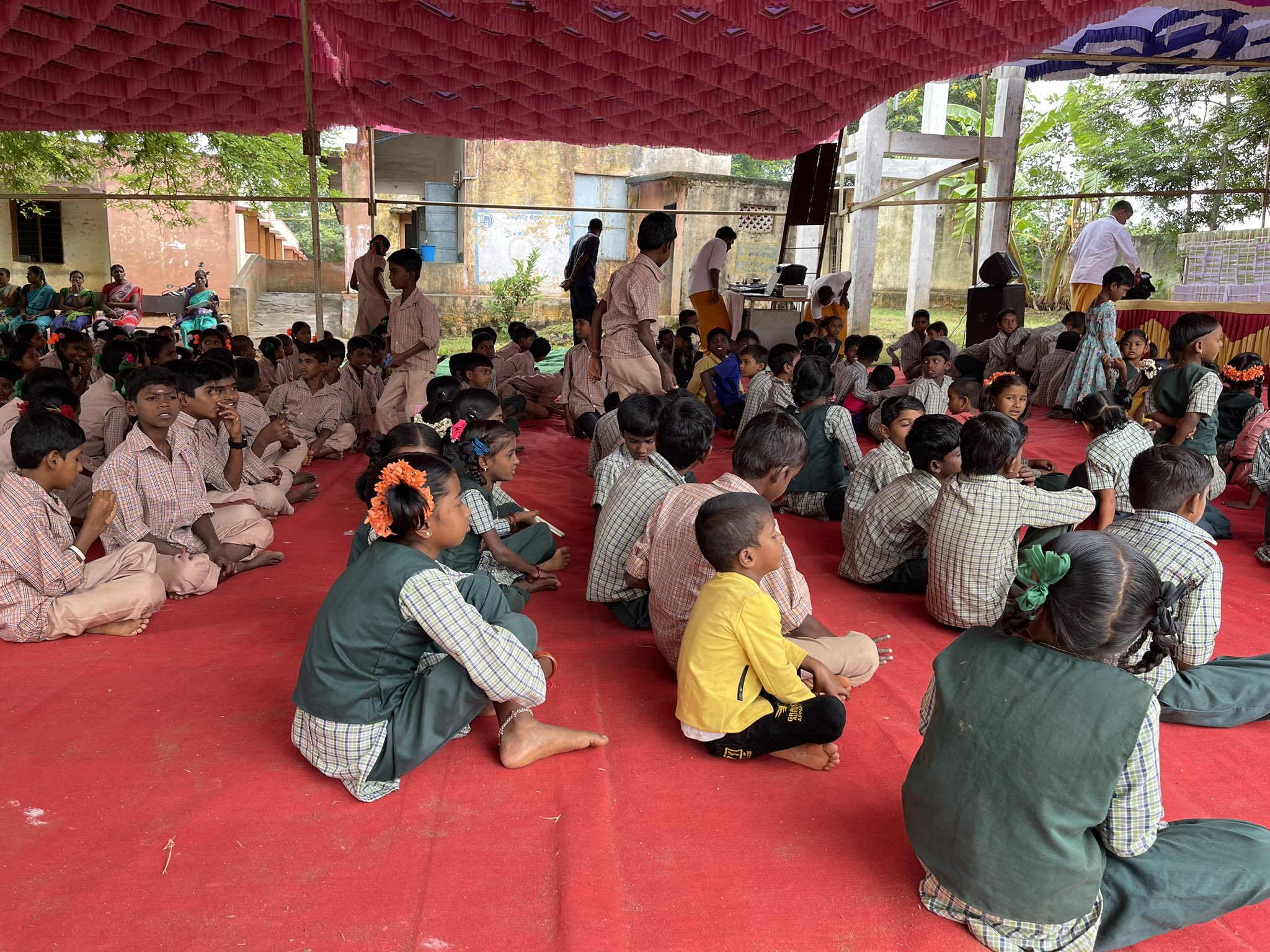 Book Distribution Drive Held in Remote Village of Tamil Nadu - Thumbnail 2